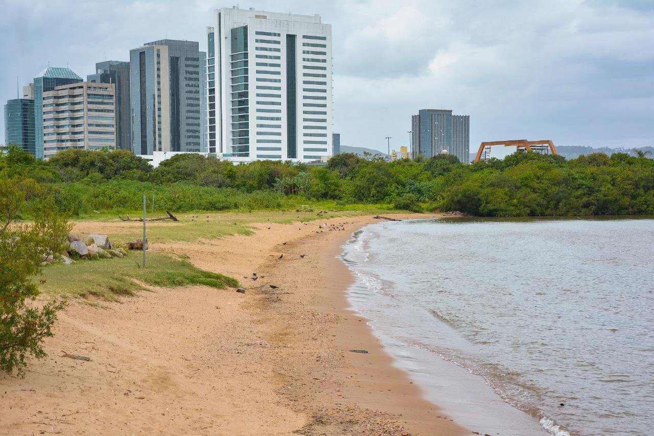 Previs&atilde;o vai se alternar entre sol entre nuvens e nublado