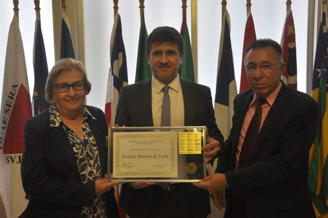 Institui&ccedil;&atilde;o recebeu a Medalha da 55&ordf; Legislatura