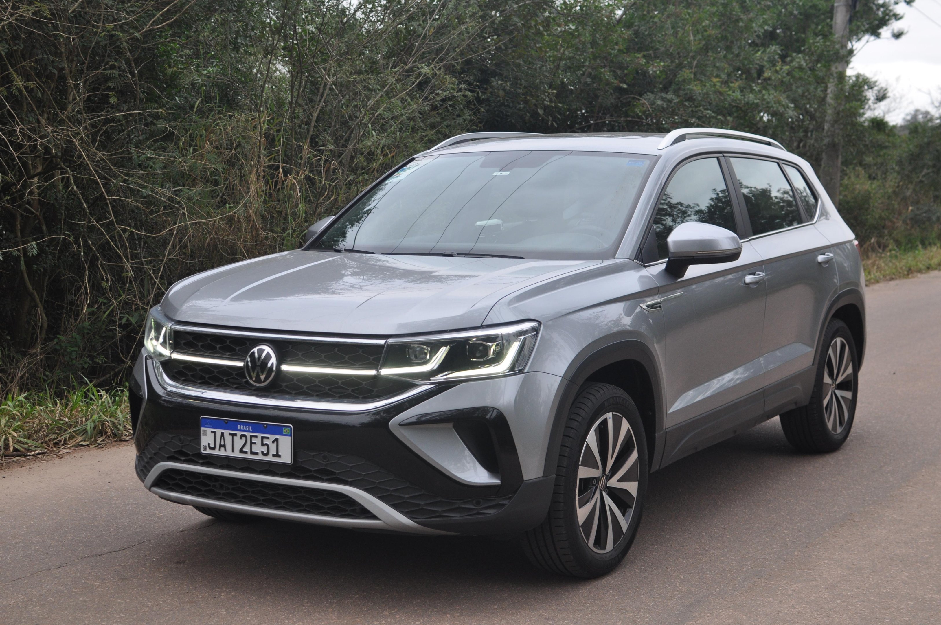 Motor compensa est&eacute;tica: 1.4 TSI turbo com 150 HP faz do Taos um dos melhores