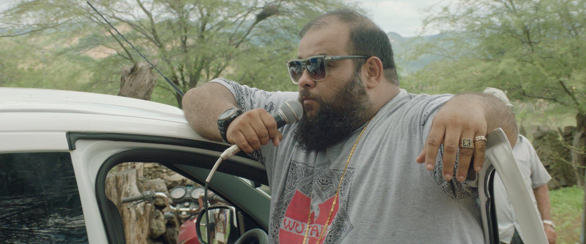 Ator que viveu o "DJ urso" no longa estava internado h&aacute; uma semana e sofreu uma parada card&iacute;aca