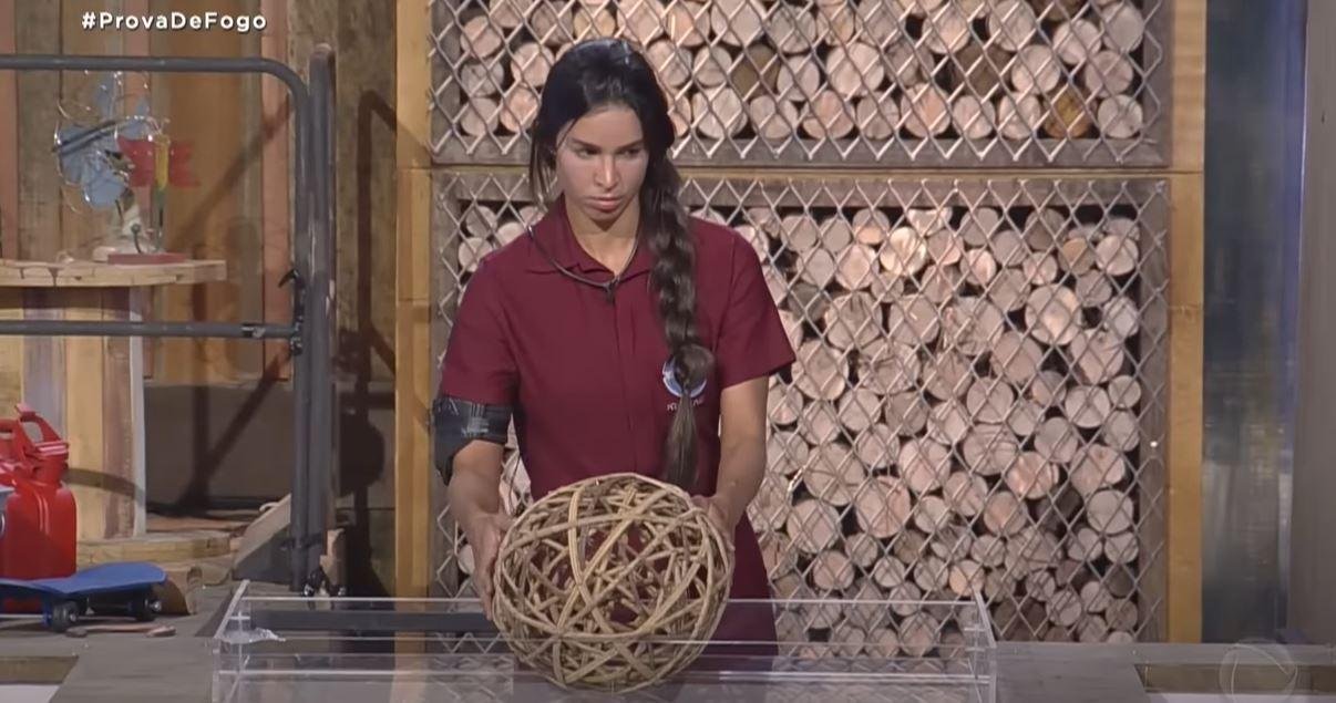 Kerline &eacute; ganhadora da Prova de Fogo