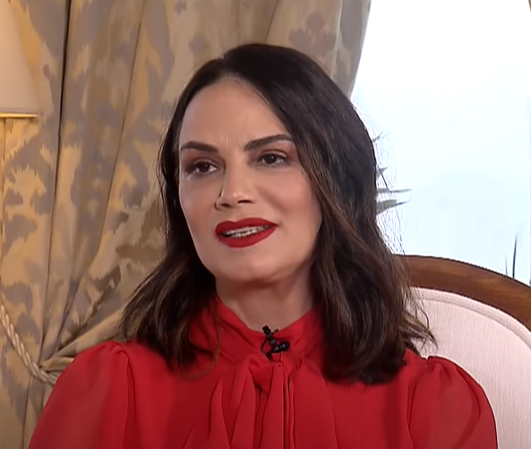 Luiza ainda reafirmou o apoio &agrave; filha e opinou sobre crimes cibern&eacute;ticos como artista e influenciadora digital