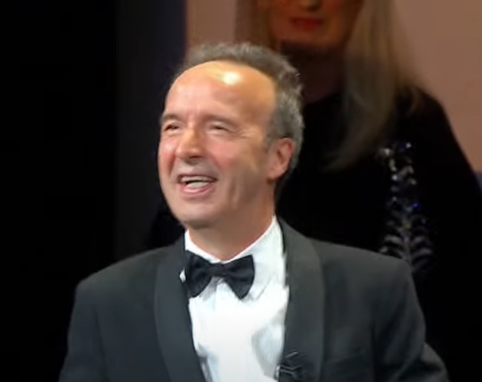 Roberto Benigni nasceu em 27 de outubro de 1952 em Castiglione Fiorentino, na Toscana