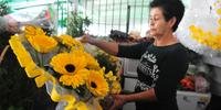 Floristas de Porto Alegre têm a expectativa de reaquecer os negócios com o feriado de Finados
