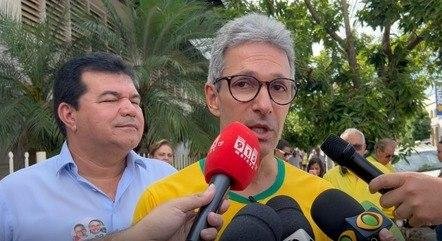 Zema votou em Arax&aacute;, no interior de MG