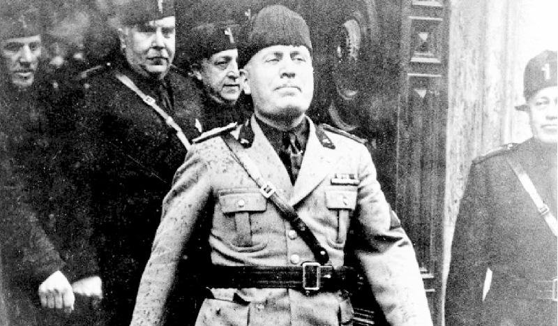 Benito Mussolini assumiu o cargo de primeiro ministro da It&aacute;lia.