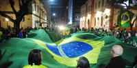 Bolsonaristas vão passar na noite nas mediações do Comando Militar do Sul