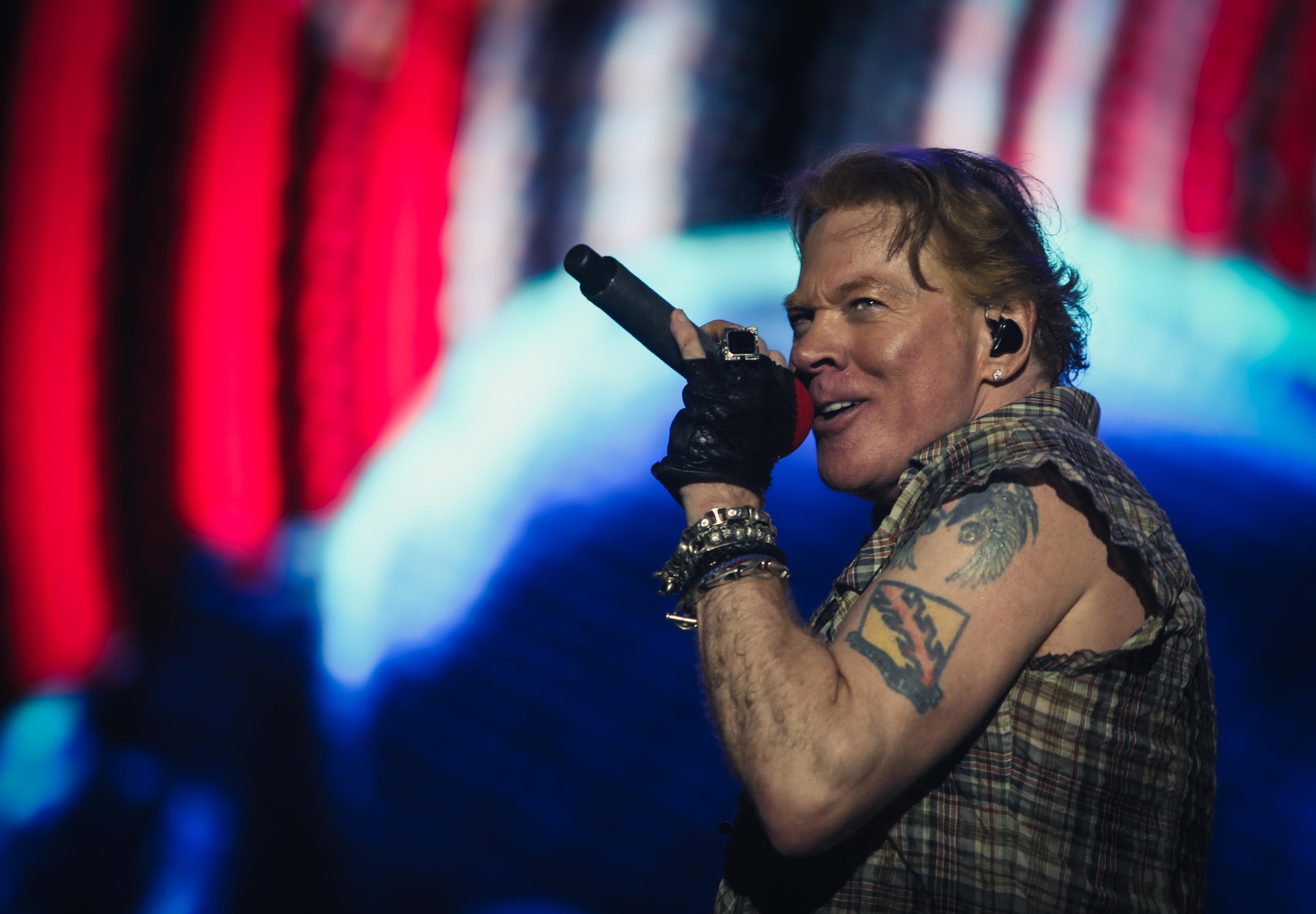 Guns N' Roses, liderada por Axl Rose, anuncia lan&ccedil;amento de &aacute;lbuns
