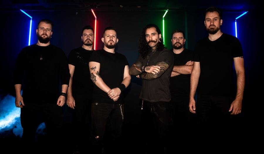 Neuro Ruptura celebrar&aacute; seus 20 anos de trajet&oacute;ria no show tocando as m&uacute;sicas do &aacute;lbum &ldquo;[IN]Constante"