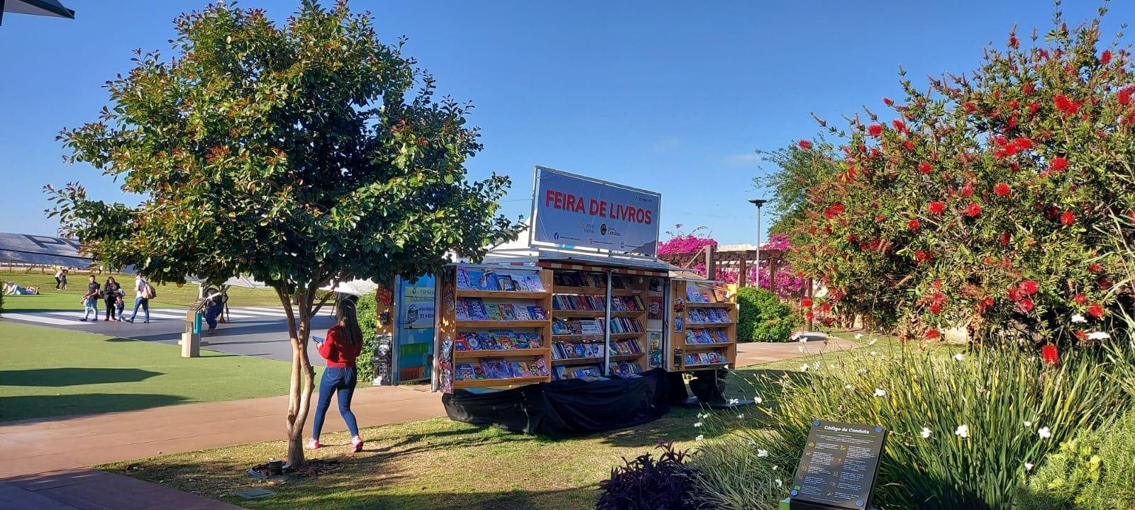 Stand conta com cerca de 3 mil t&iacute;tulos