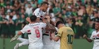 Com gols de Gallopo, Luciano, Marcos Guilherme e Juan, o tricolor paulista venceu Goiás por 4 a 0