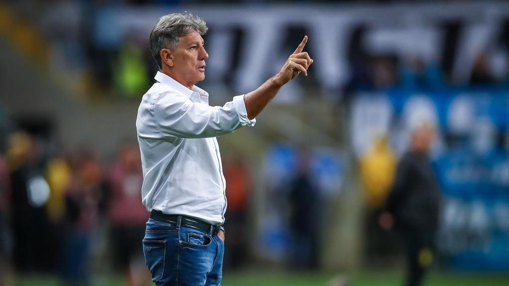 Renato fica por mais um ano no Gr&ecirc;mio
