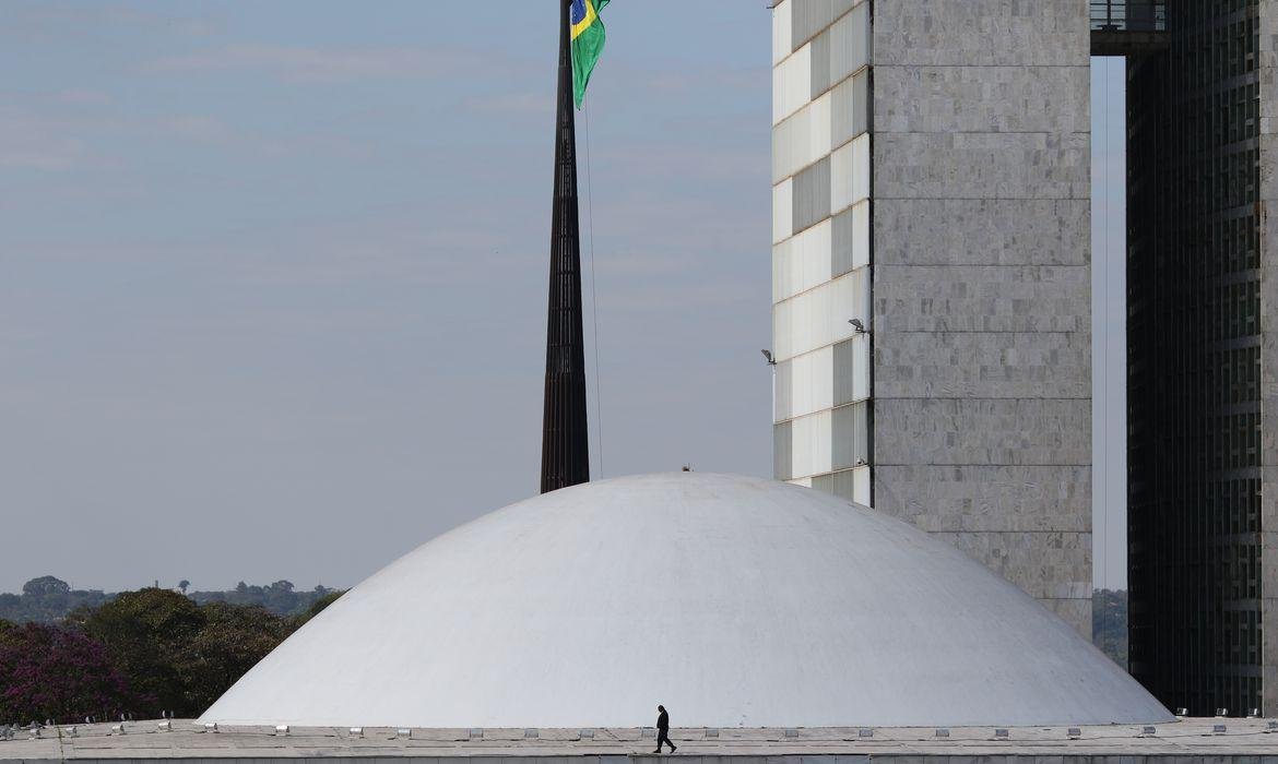 Congresso precisa avaliar texto para garantir aux&iacute;lios