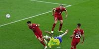 Richarlison marcou um golaço de voleio contra a Sérvia na Copa do Mundo