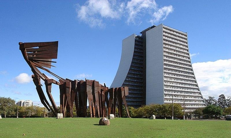 Monumento aoS A&ccedil;orianos ganha visita&ccedil;&atilde;o guiada e show de As Batucas, Conjunto Bluegrass Portoalegrense, Brazilian Stuff e Marcelo Gross no domingo