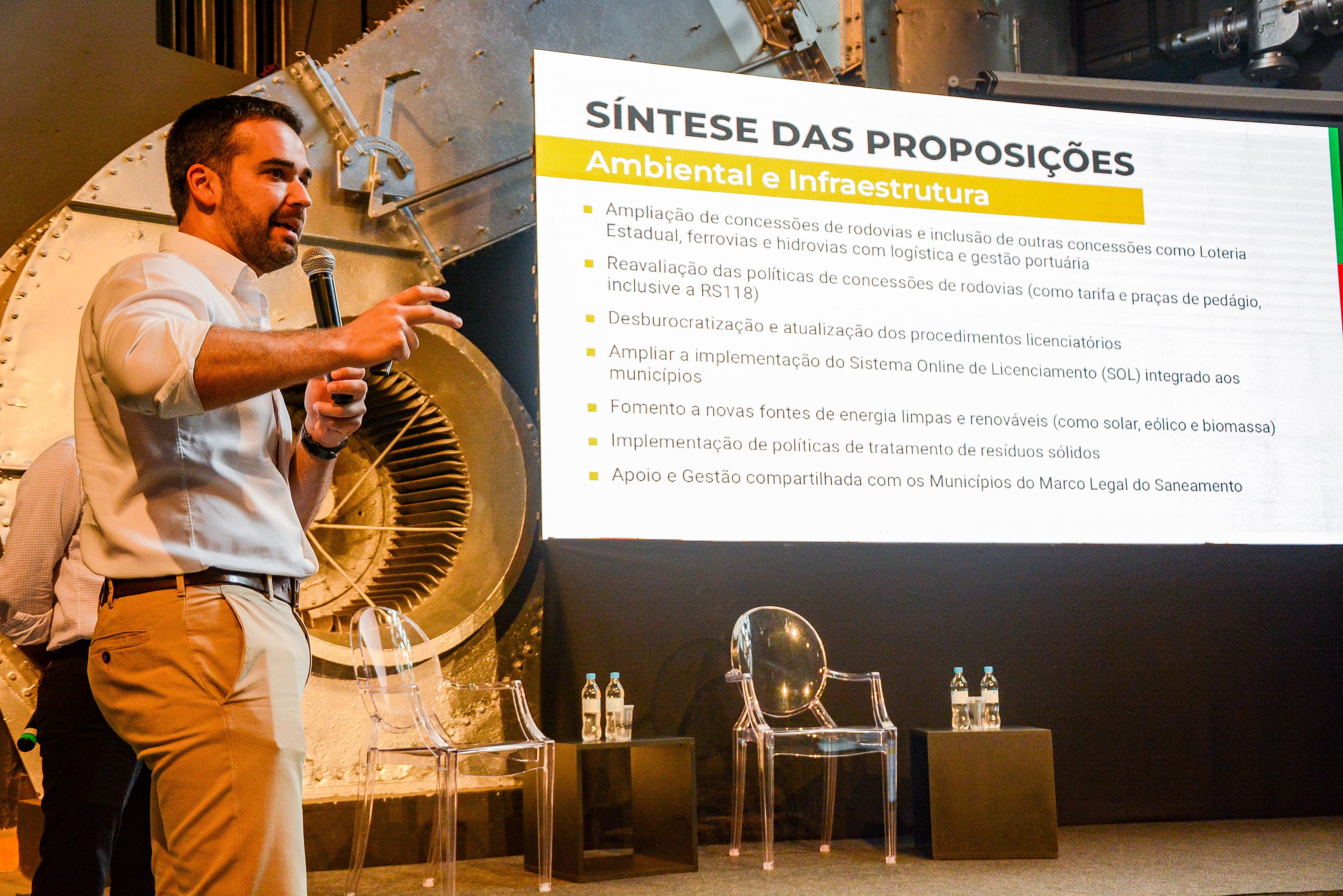 No semin&aacute;rio desta quarta-feira, Leite deu in&iacute;cio a uma nova etapa das negocia&ccedil;&otilde;es