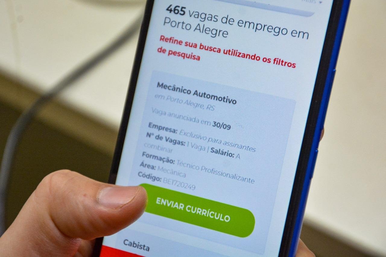 Das vagas abertas no RS, 72 % n&atilde;o exigem experi&ecirc;ncia e 24,36% n&atilde;o exigem escolaridade