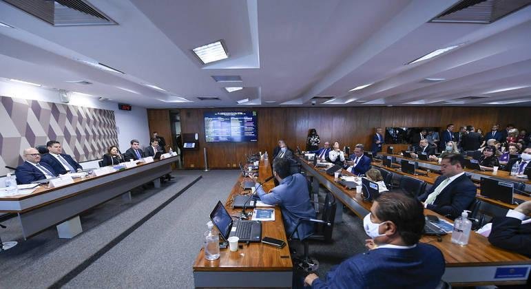 Comiss&atilde;o de Constitui&ccedil;&atilde;o, Justi&ccedil;a e Cidadania (CCJ) do Senado