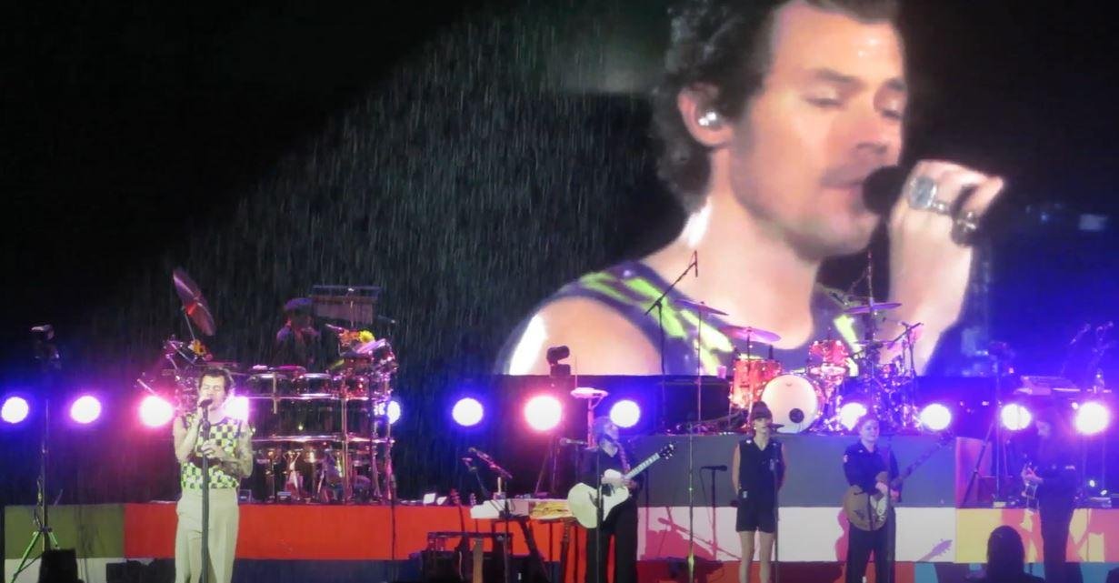 Harry Styles se apresenta em S&atilde;o Paulo