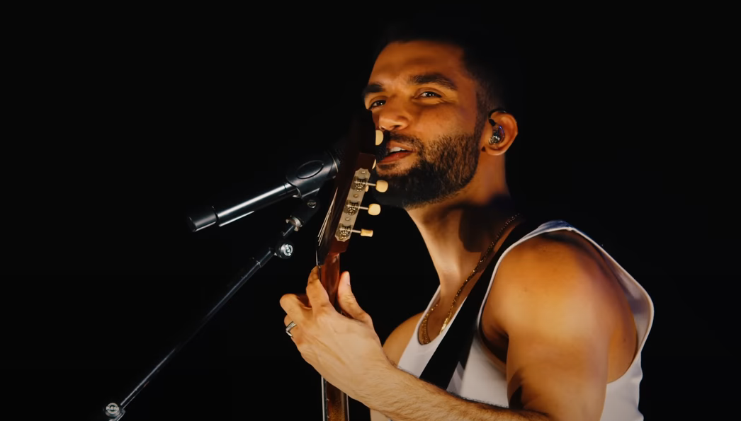 Silva em "Bloco do Silva #2&rdquo; traz 23 regrava&ccedil;&otilde;es da m&uacute;sica popular brasileira e oito can&ccedil;&otilde;es de sua carreira, como &ldquo;Pra Vida Inteira&rdquo;