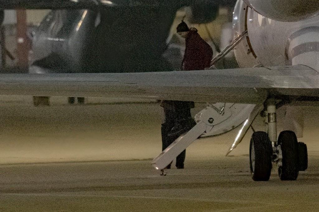 Atleta chegou em solo americano nesta sexta-feira pela manh&atilde;