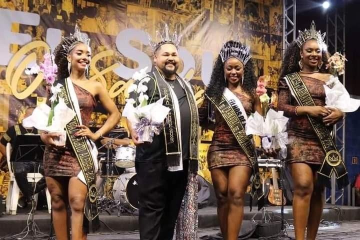 Jurados elegeram o Rei Momo Luiz Pablo Gawlinki e a Rainha do Carnaval Virg&iacute;nia Rosa (Filhos de Maria)
