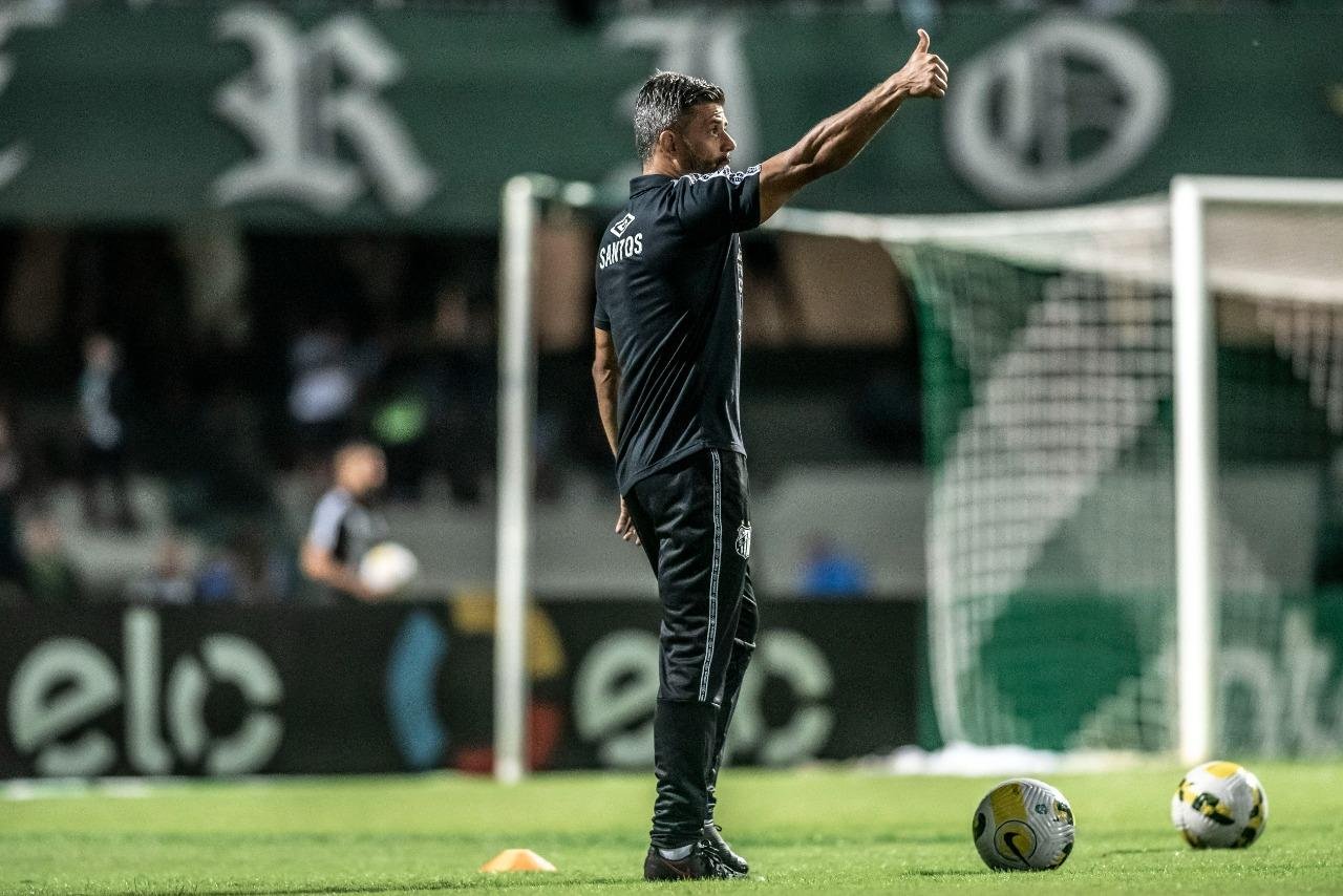 Jean Carlo Louren&ccedil;o trabalhou no Santos em 2022