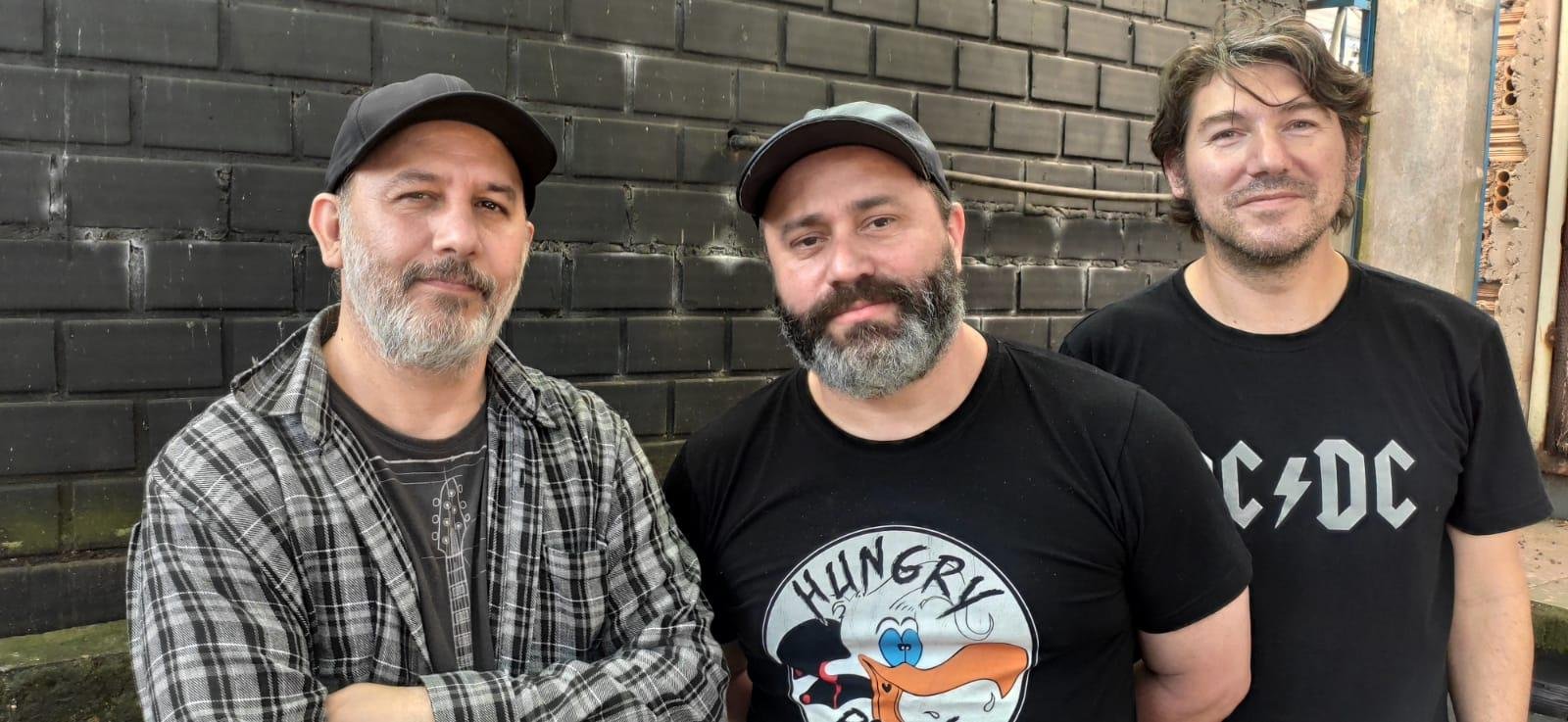 A Flyleaves tem como principais influ&ecirc;ncias as bandas da Cena Grunge de Seattle, Rock de Garagem Sessentista, Beatles, Black Sabbath e Jovem Guarda