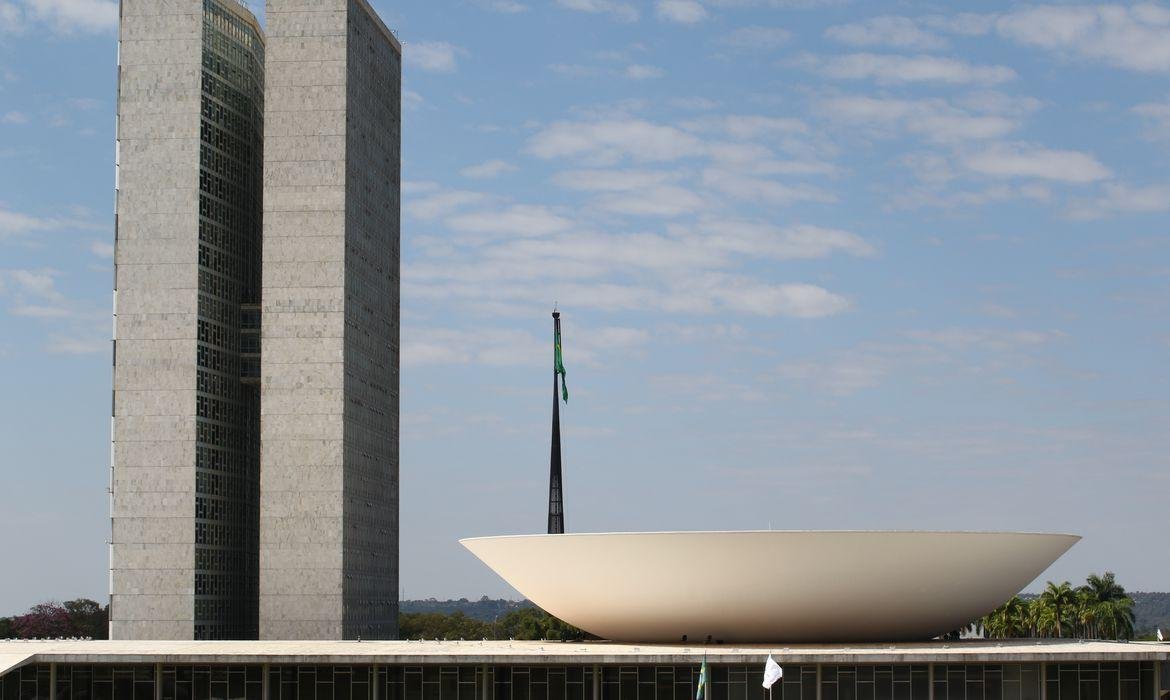 Evento come&ccedil;ara &agrave;s 13h45min