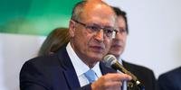 Geraldo Alckmin se reuniu com entidades e governadores para debater a questão