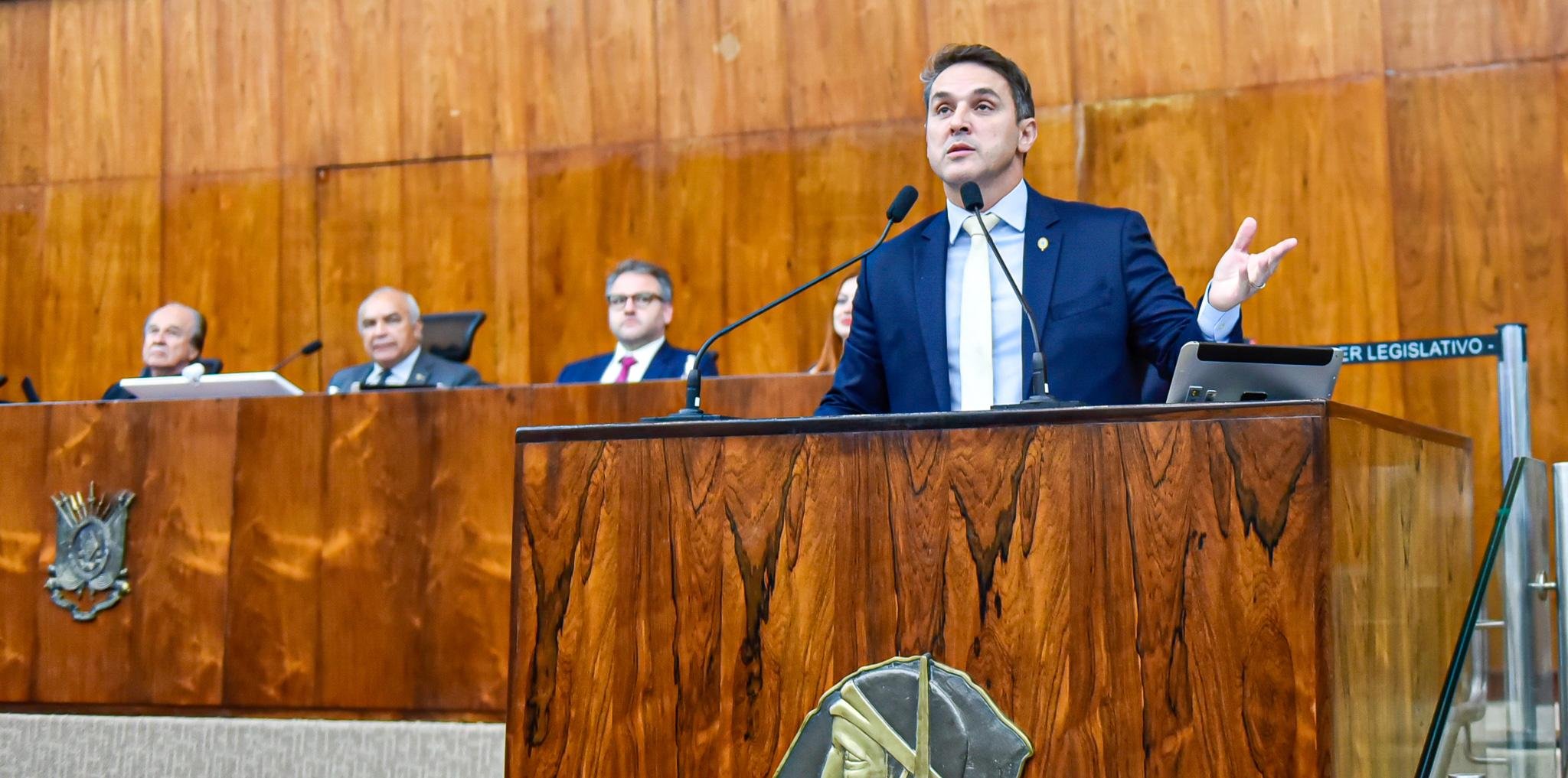 Tenente-coronel Zucco (Republicanos) destinou o espa&ccedil;o para o tema "Democracia e Liberdade: Todo Poder Emana do Povo"