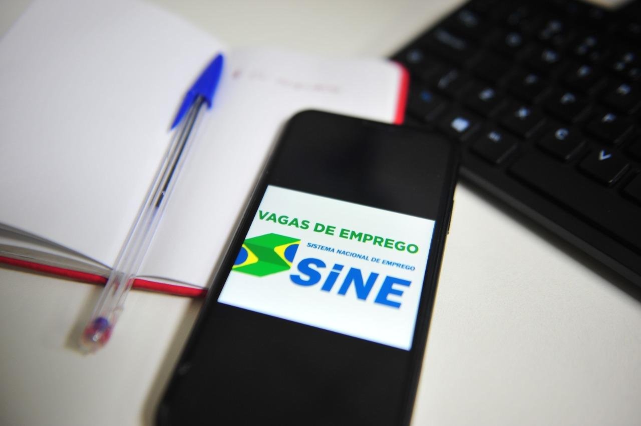 &Eacute; poss&iacute;vel acessar as vagas presencialmente ou via on-line
