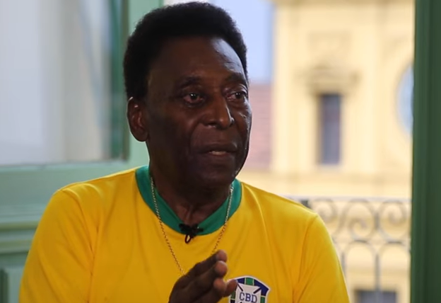 Pel&eacute; vinha sofrendo de problemas de sa&uacute;de e, no in&iacute;cio de setembro de 2021, descobriu um tumor no intestino