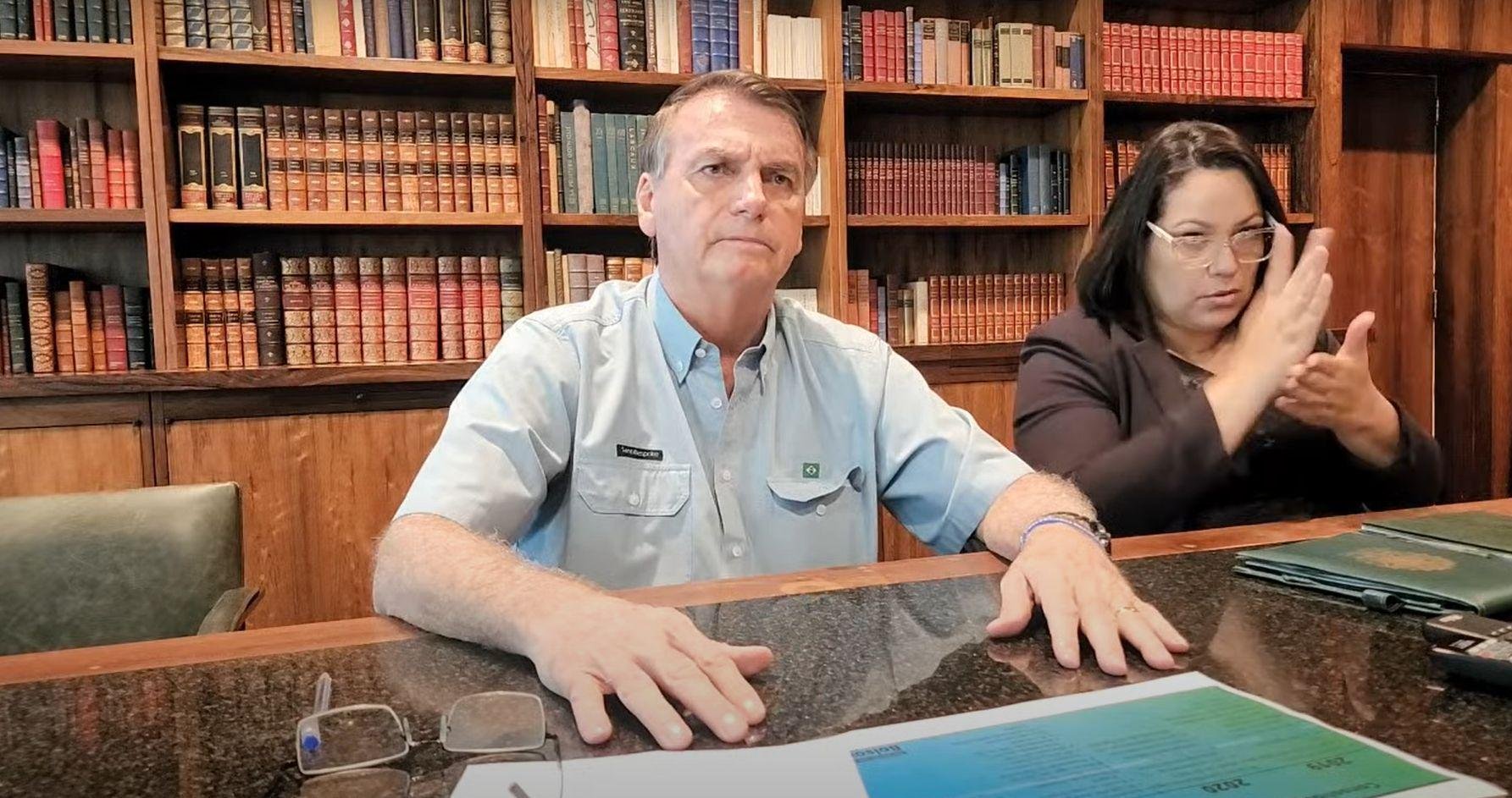 Do Alvorada, Bolsonaro fez seu &uacute;ltimo pronunciamento em live