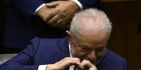 Lula foi empossado presidente do Brasil neste domingo