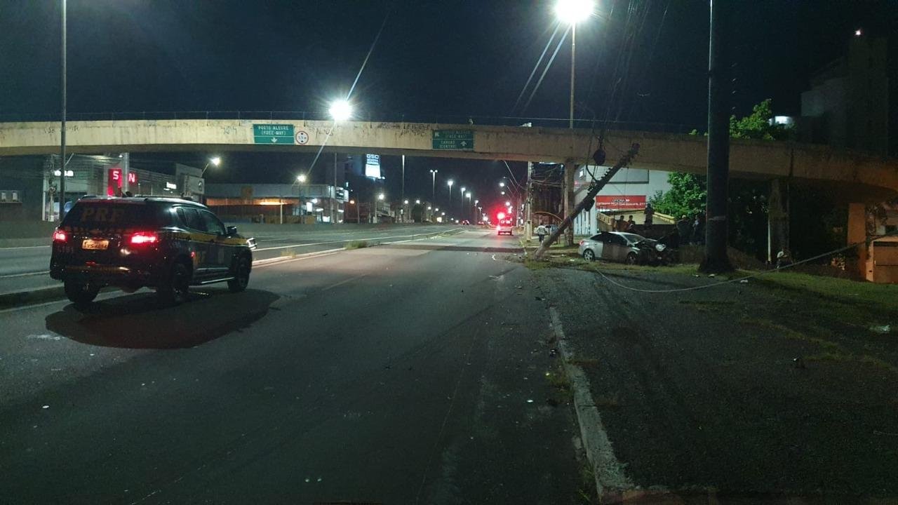 Em Canoas, um motociclista morreu por volta de 1h