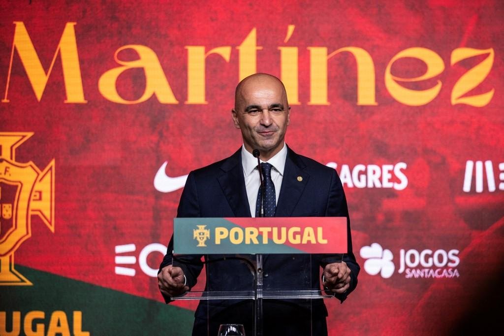 Roberto Mart&iacute;nez foi apresentado oficialmente nesta segunda-feira