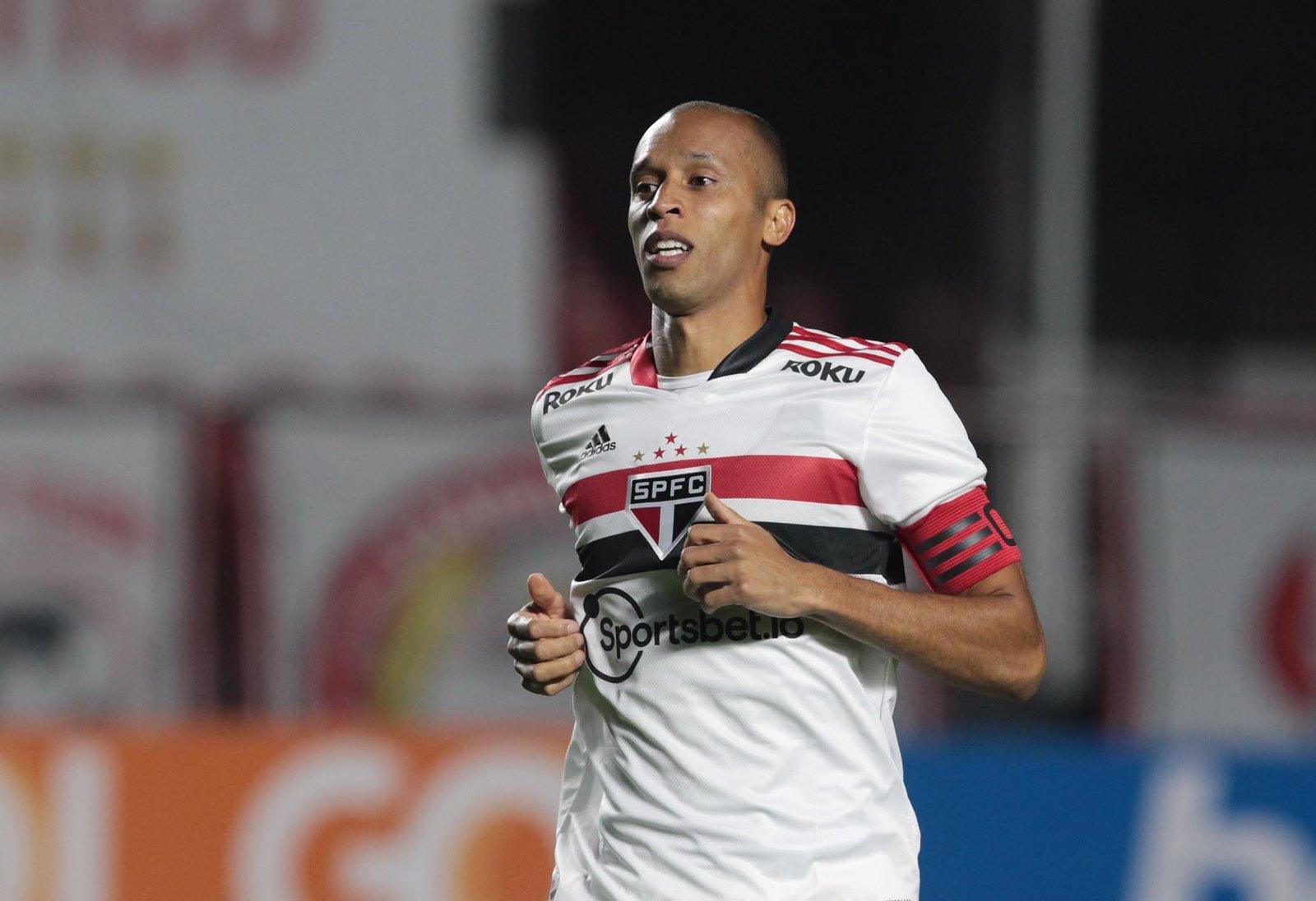 O S&atilde;o Paulo foi o &uacute;ltimo clube de Miranda