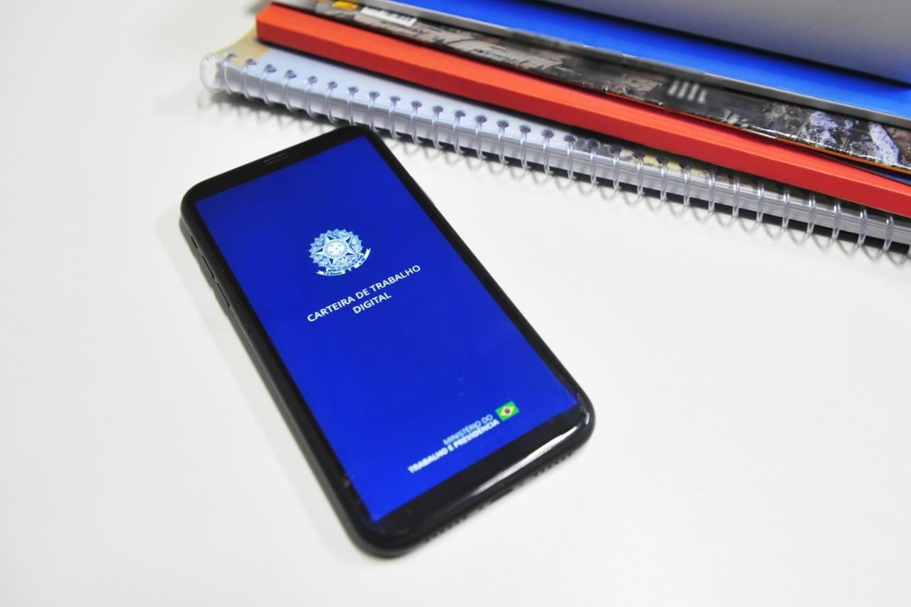 Vagas podem ser acessadas presencialmente ou via on-line