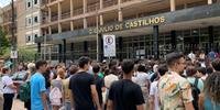 Movimentação intensa no Colégio Júlio de Castilhos, em Porto Alegre