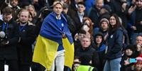 Mykhailo Mudryk compareceu ao Stamford Bridge neste domingo