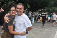 Clara, junto ao pai Róbson, veio de Belo Horizonte para realizar a prova de vestibular