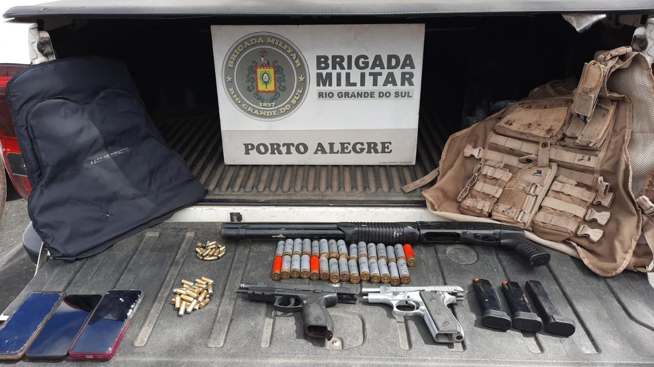 Trio foi preso no bairro M&aacute;rio Quintana,em Porto Alegre