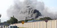 Galpão foi atingido por um incêndio no terminal de cargas do Aeroporto do Galeão