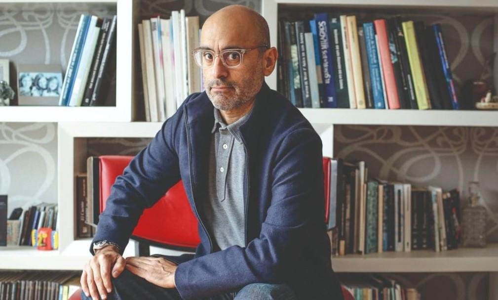 Gustavo Rodr&iacute;guez j&aacute; publicou os romances "La furia de Aquiles", "La risa de tu madre" e "La semana tiene siete mujeres"