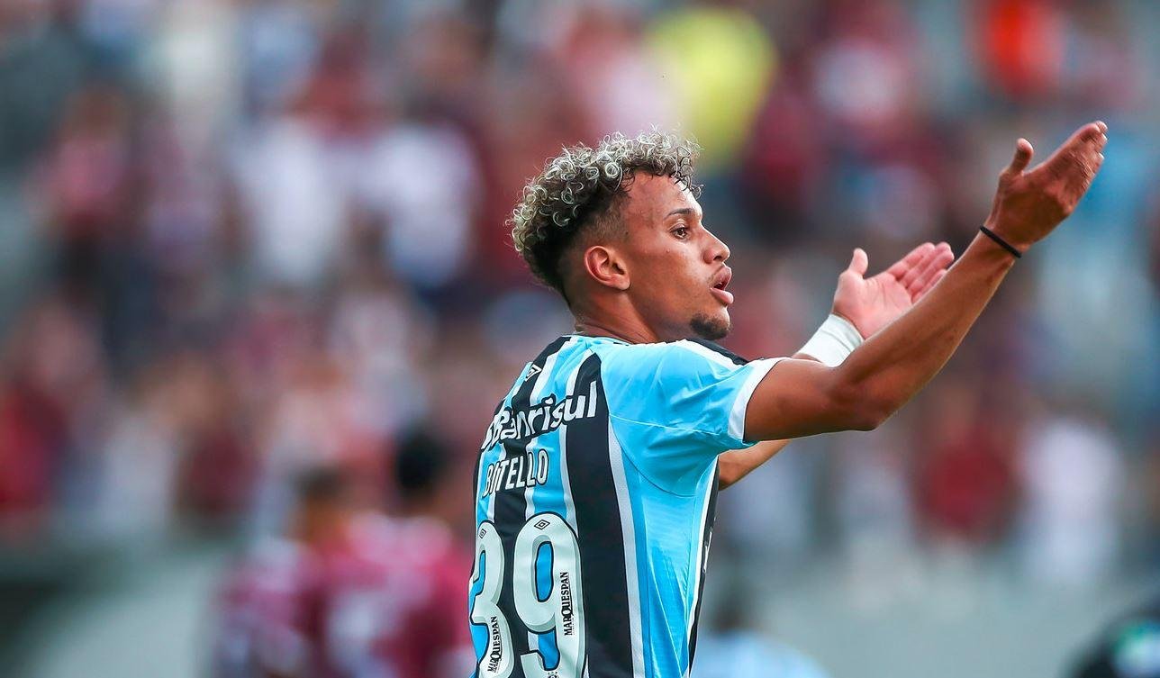Bitello fez gol de empate contra o Caxias