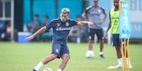 Franco Cristaldo pode estrear com a camisa do Grêmio