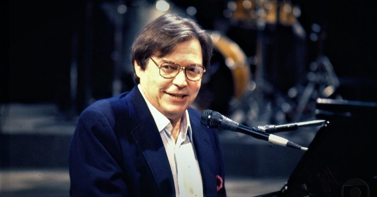 Na lista das 20 can&ccedil;&otilde;es mais gravadas no Brasil, composi&ccedil;&otilde;es de Tom Jobim aparecem nove vezes