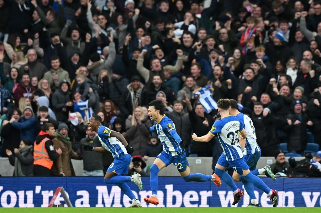 Brighton venceu o Liverpool por 2 a 1 em casa