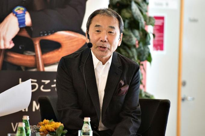 Murakami &eacute; um escritor de reconhecimento internacional, traduzido para 50 idiomas, e apontado como candidato ao Pr&ecirc;mio Nobel de Literatura